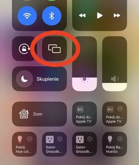 Jak łatwo połączyć iPhone z telewizorem Philips i uniknąć problemów