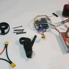 Jak zbudować deskę elektryczną: kompletny poradnik DIY
