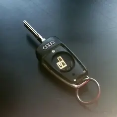 Wymiana baterii w kluczyku Audi A6 C6: Prosty poradnik krok po kroku