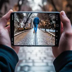 Samsung znalazł sposób na zdjęcia do góry nogami bez obracania telefonu.
