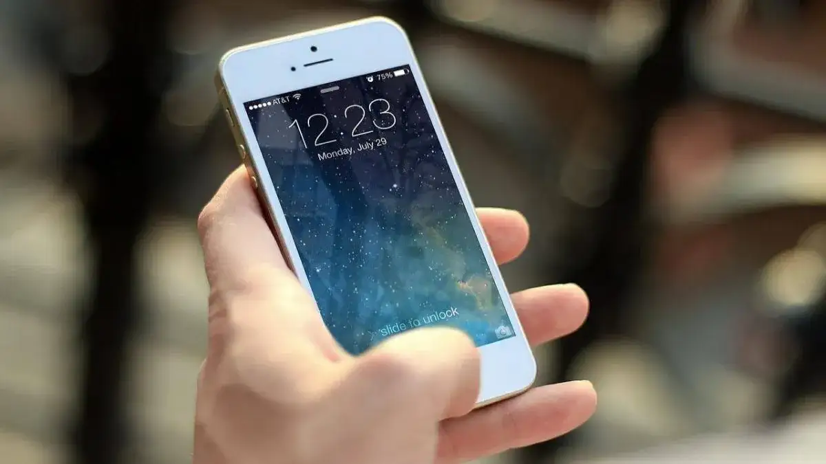 Zdjęcie Jaki iPhone kupić? Porównanie modeli, ceny i najlepsze wybory dla Ciebie