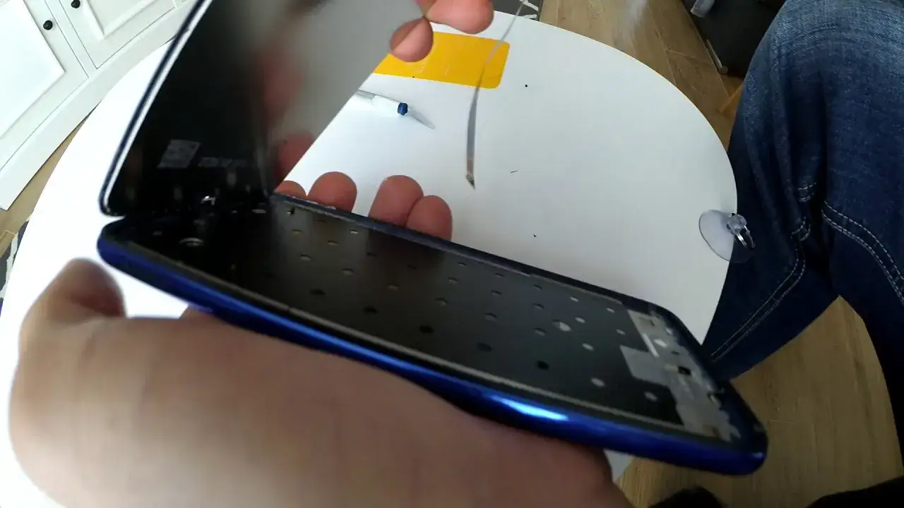 Zdjęcie Ekran w Xiaomi Redmi Note 7 - porady dotyczące naprawy