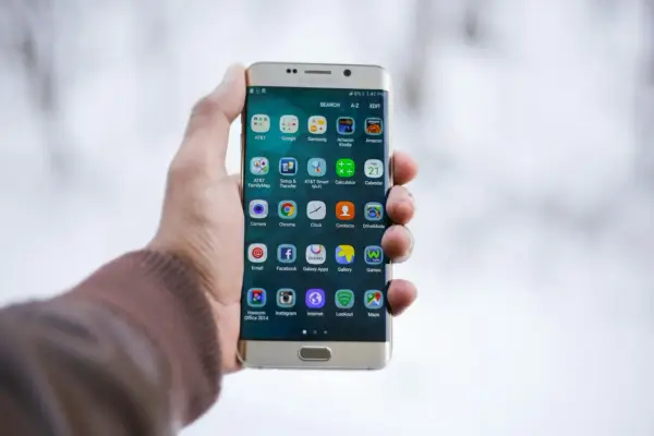Jak zmienić ikonę aplikacji na Androidzie i iPhone bez problemów