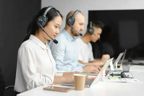 Voicebot AI to nowa era w jakości obsługi klienta. Jak osiągnąć standardy premium?