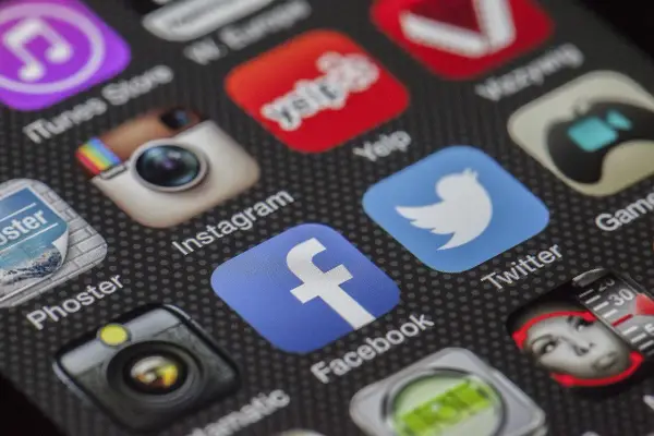 Jakie były najpopularniejsze aplikacje rozrywkowe w 2025 roku? Podsumowanie roku