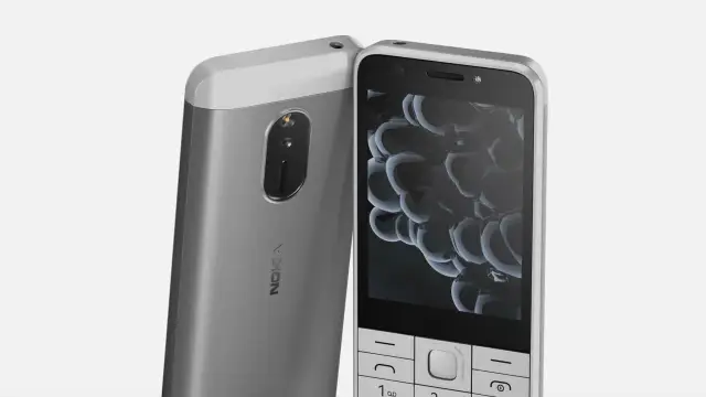 Nowa Nokia w kolorze srebrnym, z klasyczną klawiaturą i ekranem. Klasyka w nowoczesnym wydaniu.