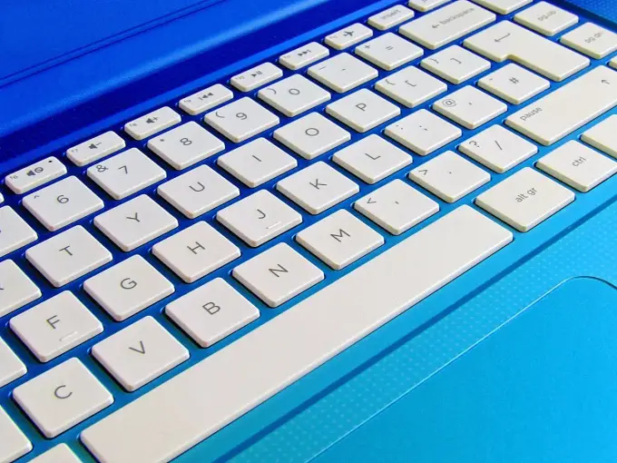 Jak rozjaśnić ekran w laptopie? Klawisze, ustawienia i typowe blokady